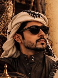 صورة شاعر المعنى