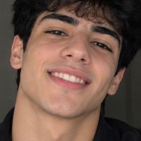 صورة Adam رقم 2