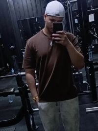 صورة صلاح الدين مناد